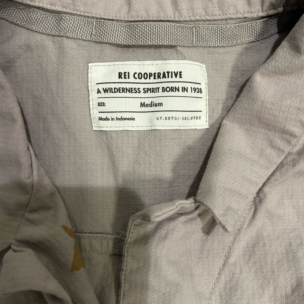 REI Cooperative Trailsmith Camp Shirt Women MEDIUM Lilac High Noon Print - Picture 4 of 5